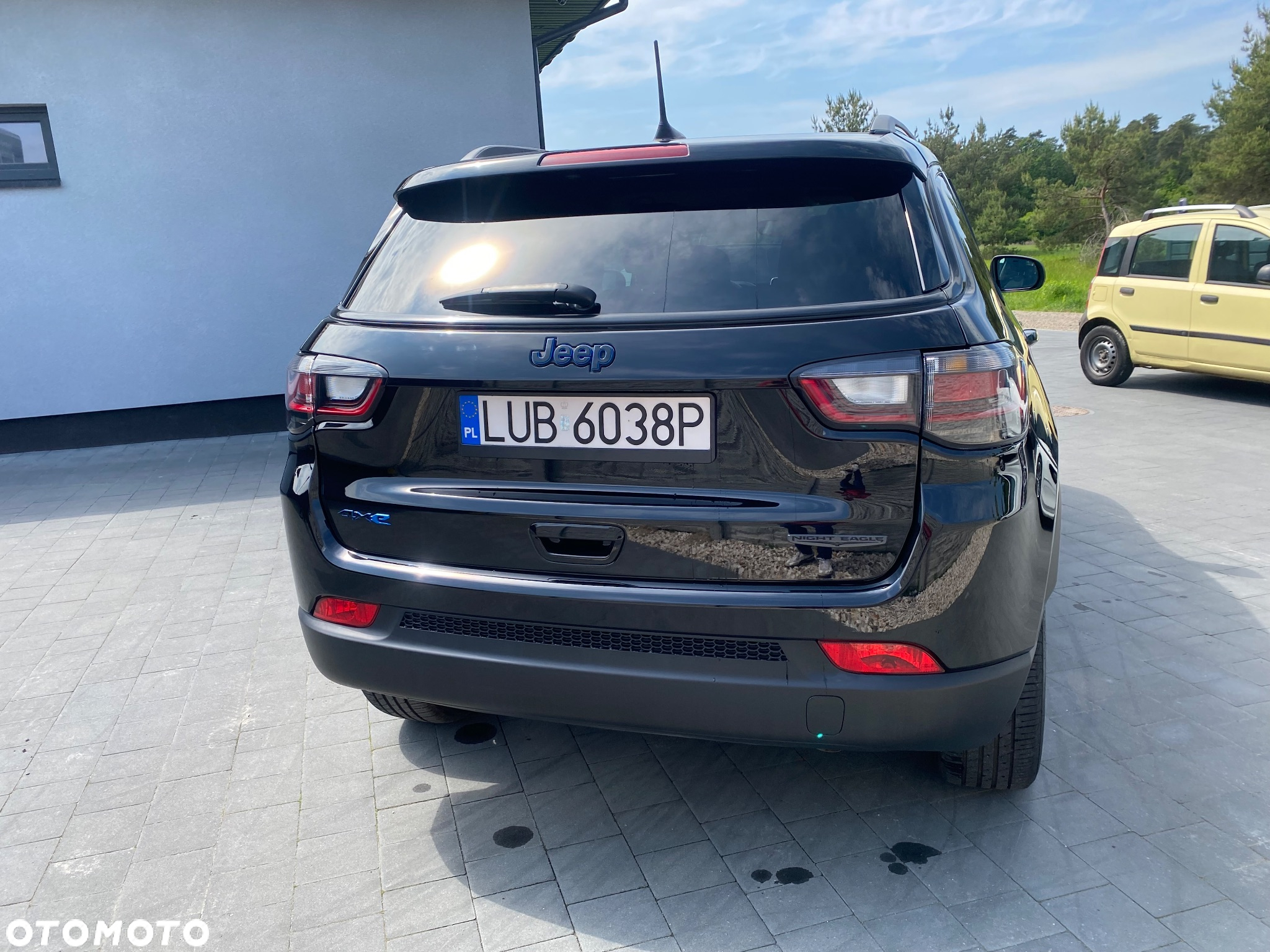Jeep Compass 1.3 T4 4xe PLUG-IN HYBRID Automatik Altitude - 28