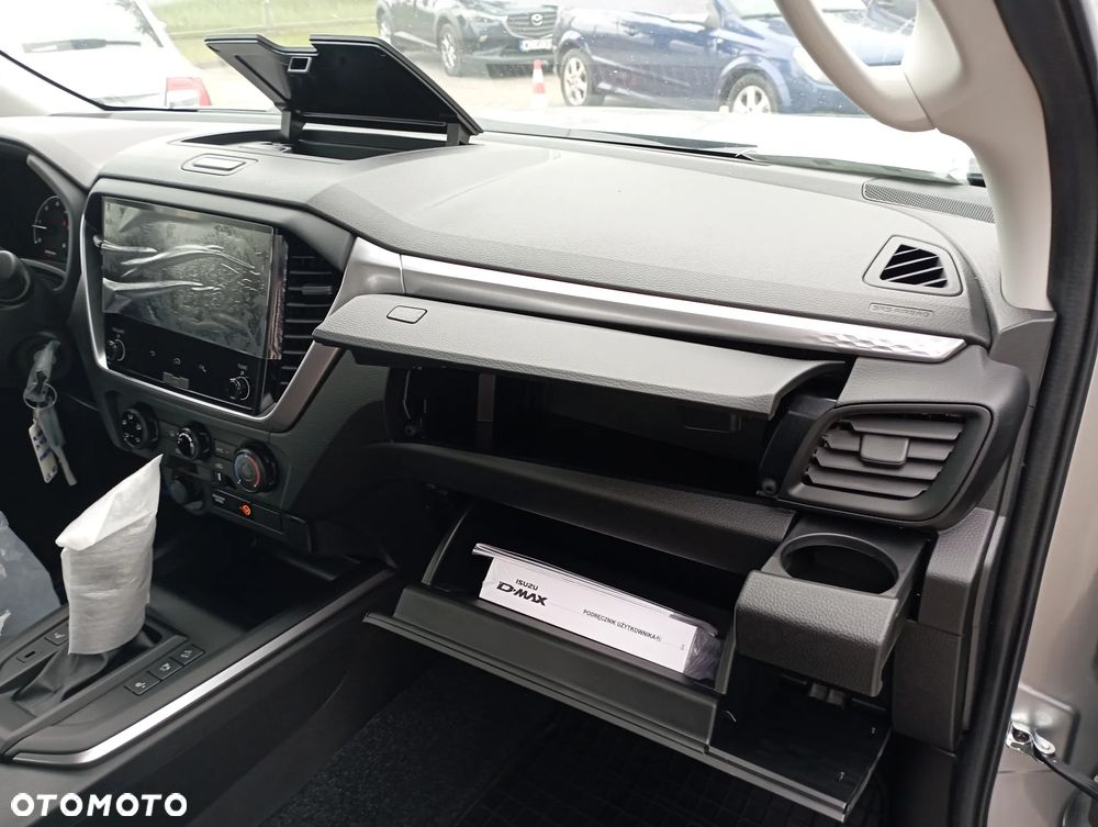 Isuzu D-Max 1.9 DC LS - 28