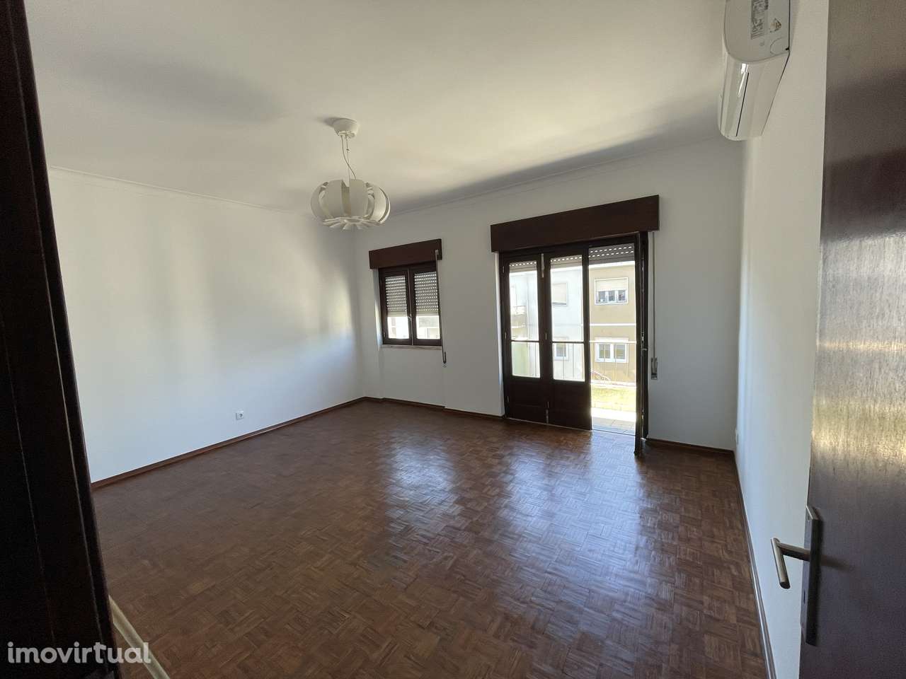 Apartamento perfeito com 3 quartos  numa ótima localização. - Grande imagem: 2/13