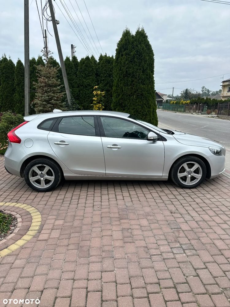 Volvo V40 - 11