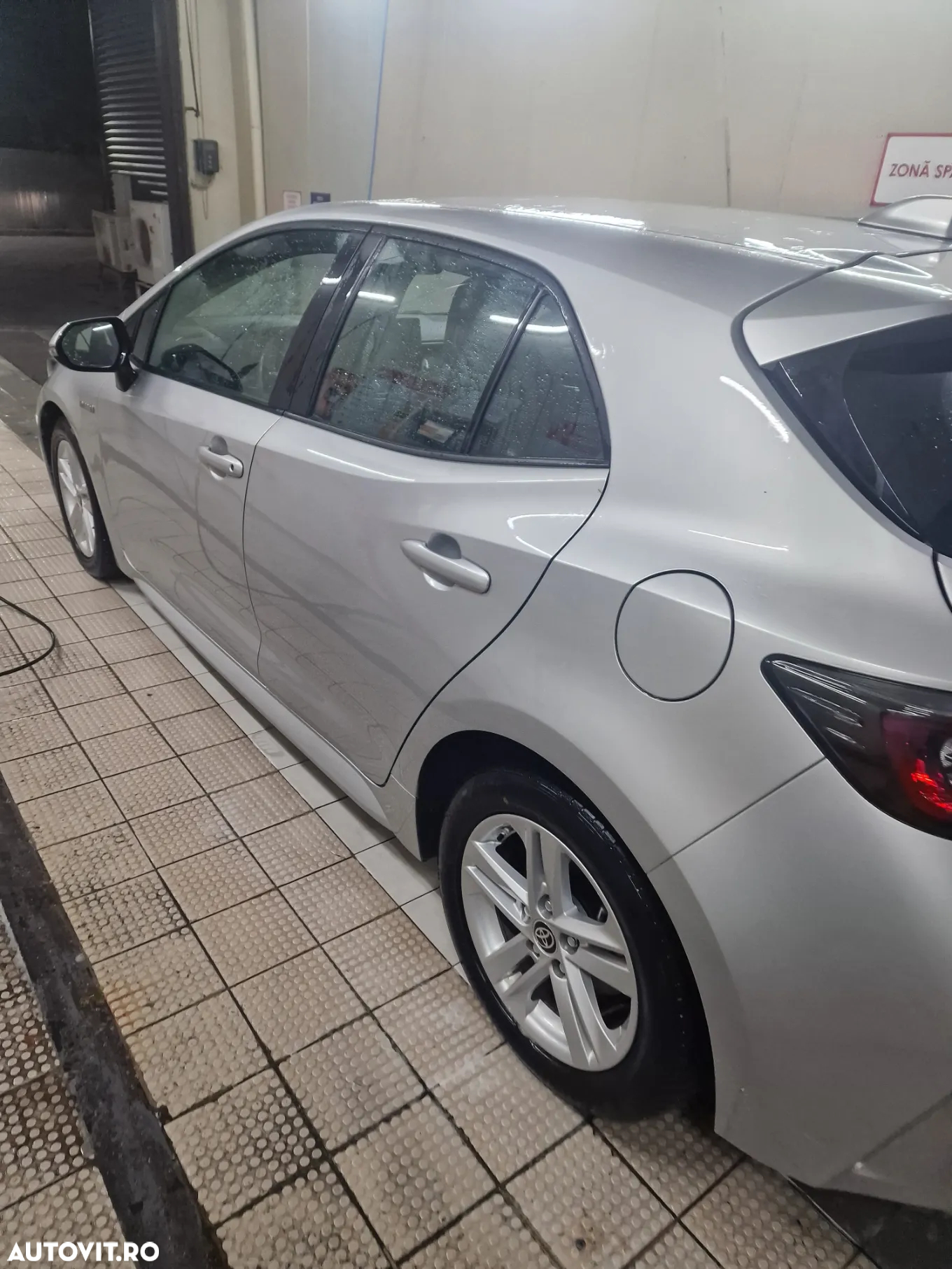 Toyota Corolla - 10