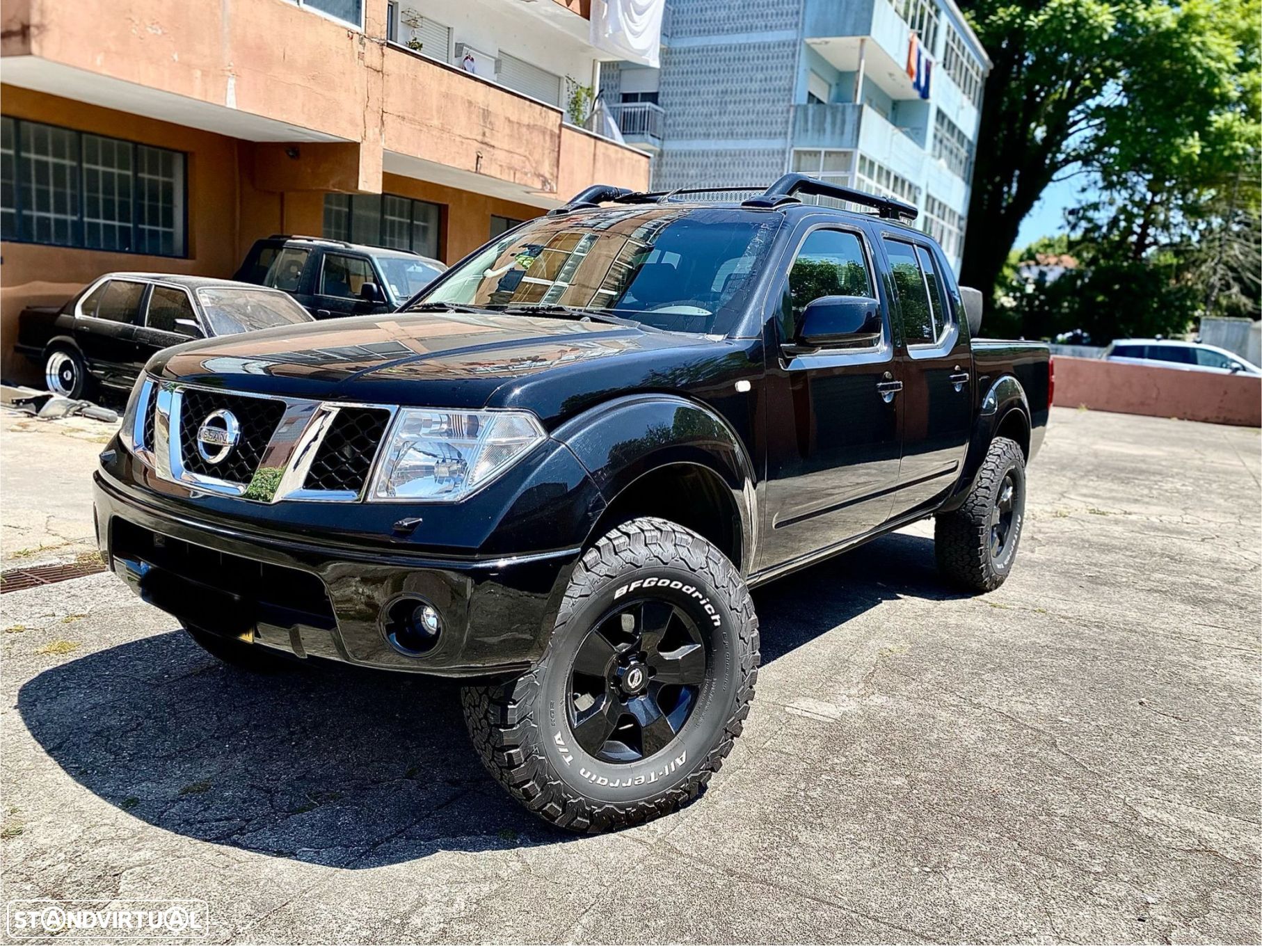 Nissan Navara 2.5 dCi CD LE Premium - 1