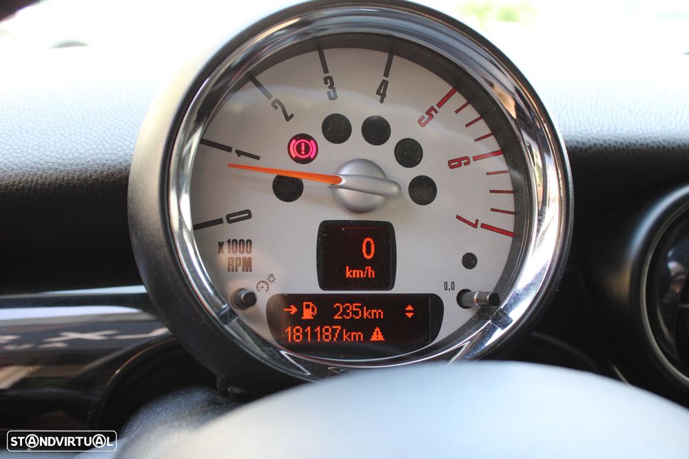 MINI 3 Portas Cooper SD - 11