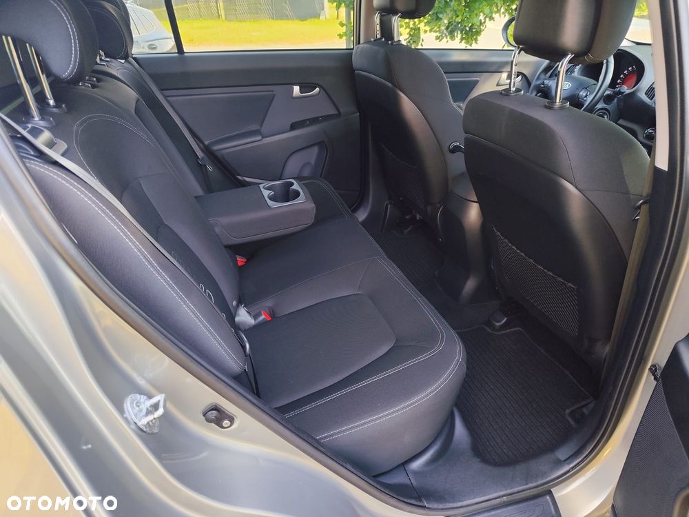 Kia Sportage 2.0 CRDI 4WD Automatik Fifa World Cup Edition - 19