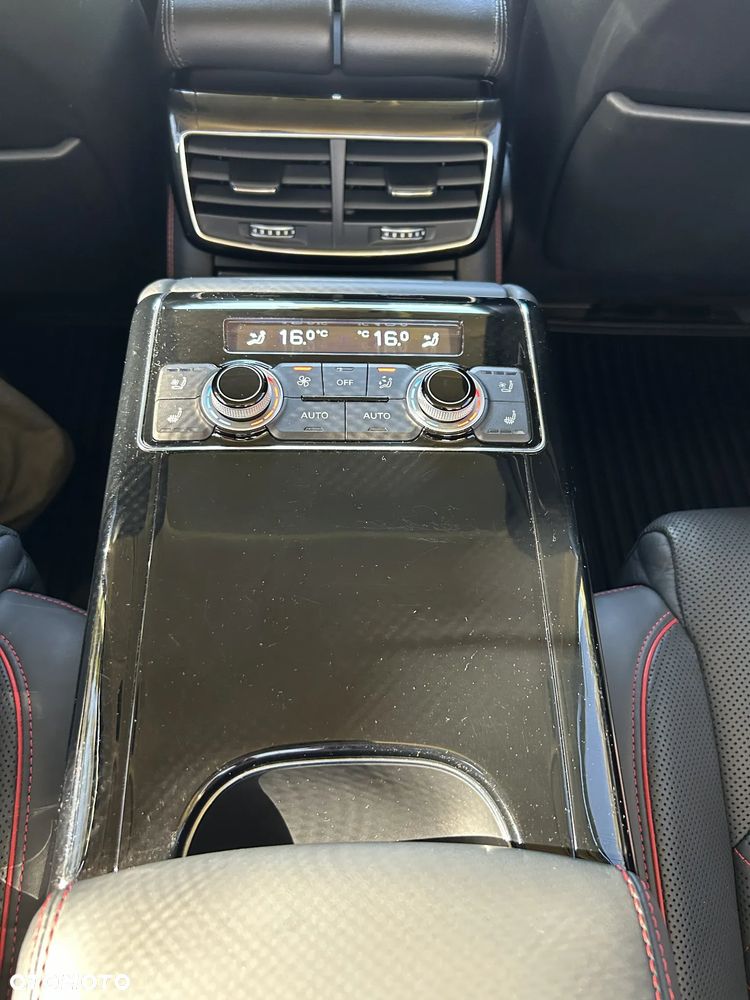 Audi A8 - 27