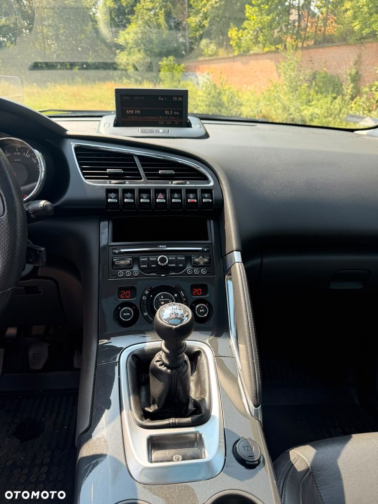 Peugeot 3008 1.6 HDi Premium - 10