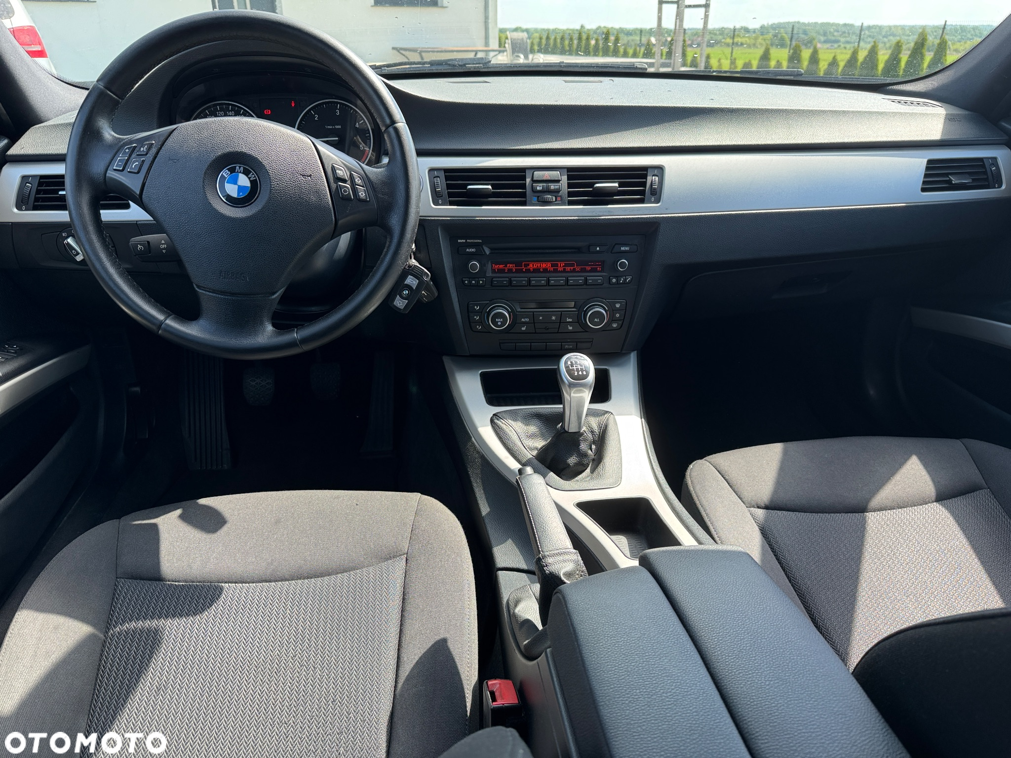 BMW Seria 3 318d DPF Touring Edition Exclusive - 22