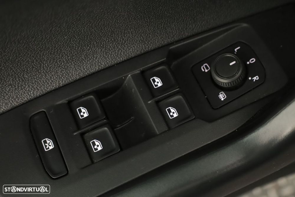 VW Taigo 1.0 TSI Urban - 18