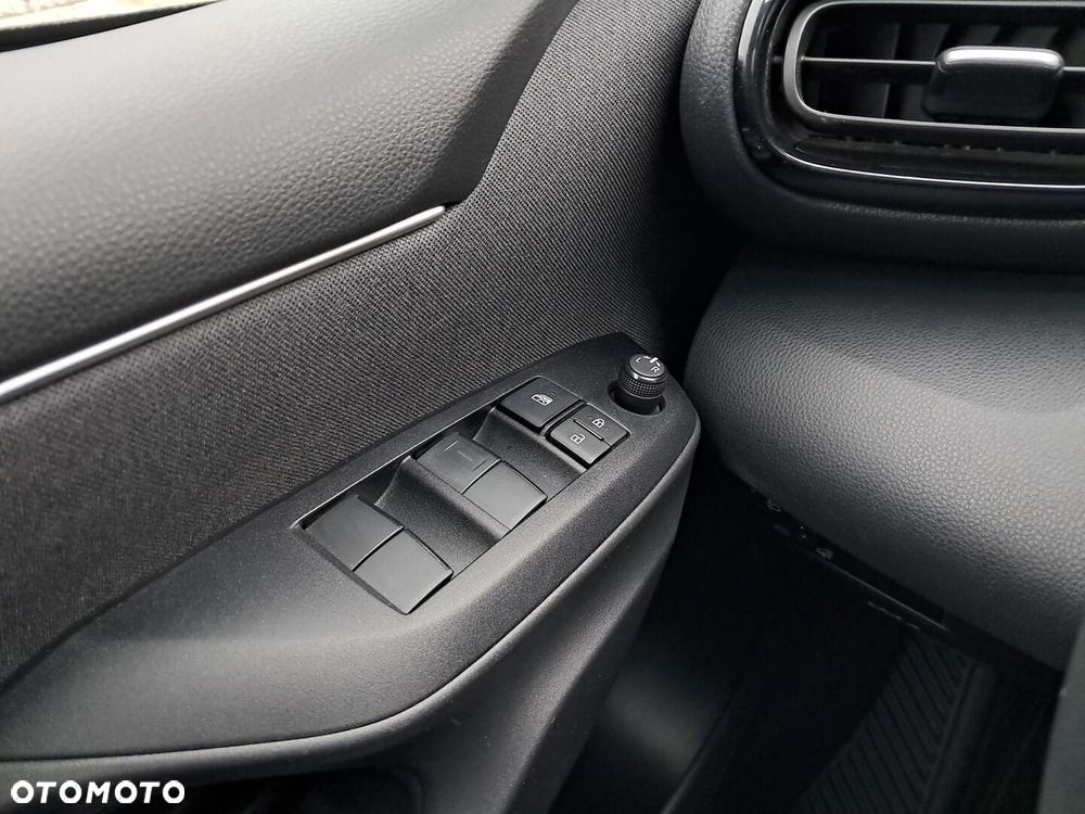 Toyota Yaris - 14