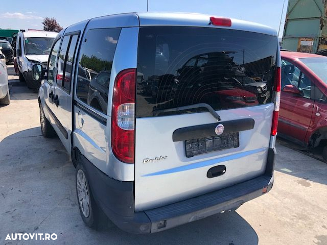 Dezmembrez Fiat Doblo an 2008 1.3 Multijet - 2