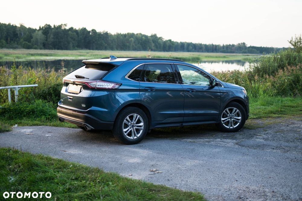 Ford Edge - 2