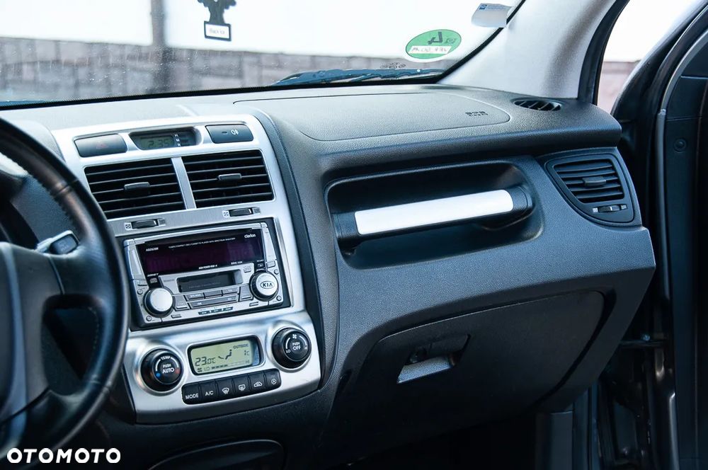 Kia Sportage 2.0 Expedition - 30