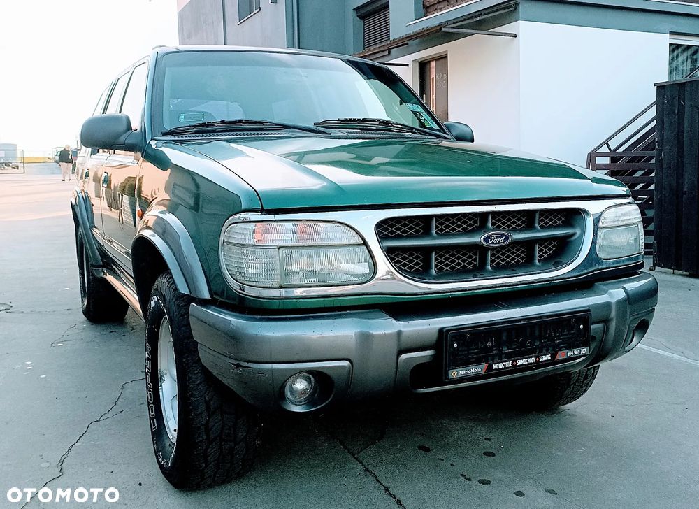 Ford Explorer - 7