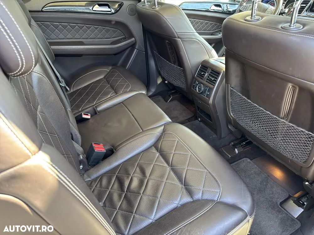Mercedes-Benz GLS 400 4MATIC Aut - 11