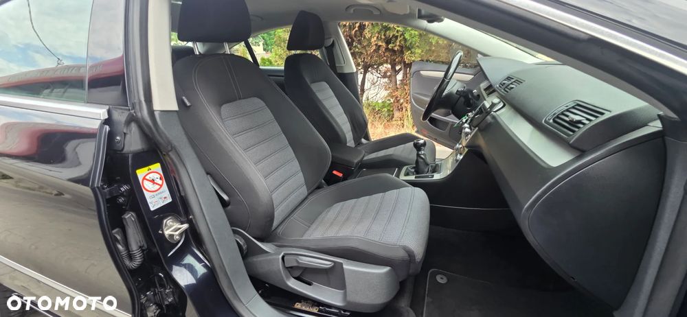 Volkswagen Passat CC 1.8 TSI Exclusive - 33