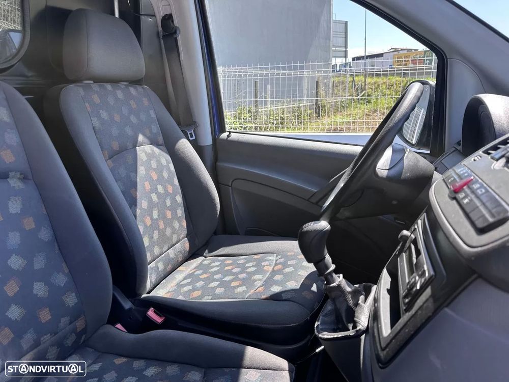 Mercedes-Benz vito 111 cdi - 19