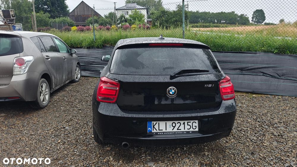 BMW Seria 1 116i - 9