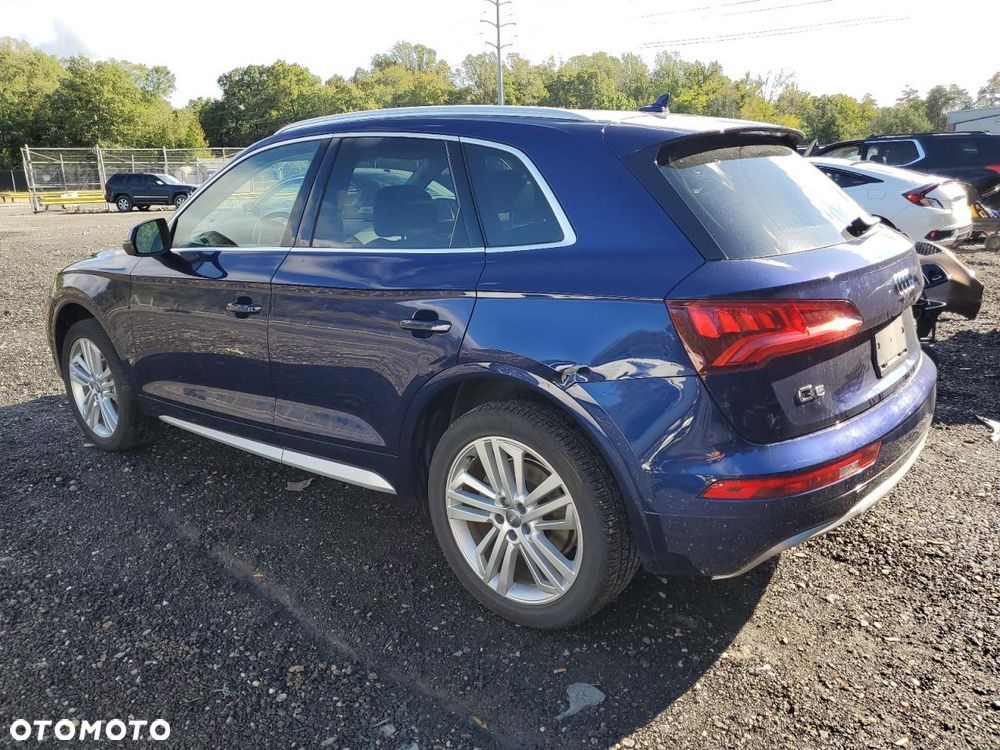 Audi Q5 2.0 TFSI Quattro S tronic design - 4