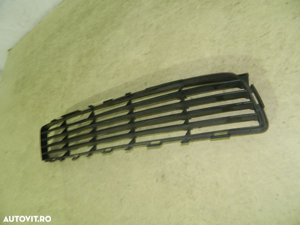 Grila inferioara bara fata, Toyota Auris, 2007, 2008, 2009, 2010, , 53112-02080 - 8