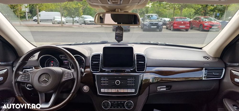 Mercedes-Benz GLS 350 d 4MATIC Aut. - 17