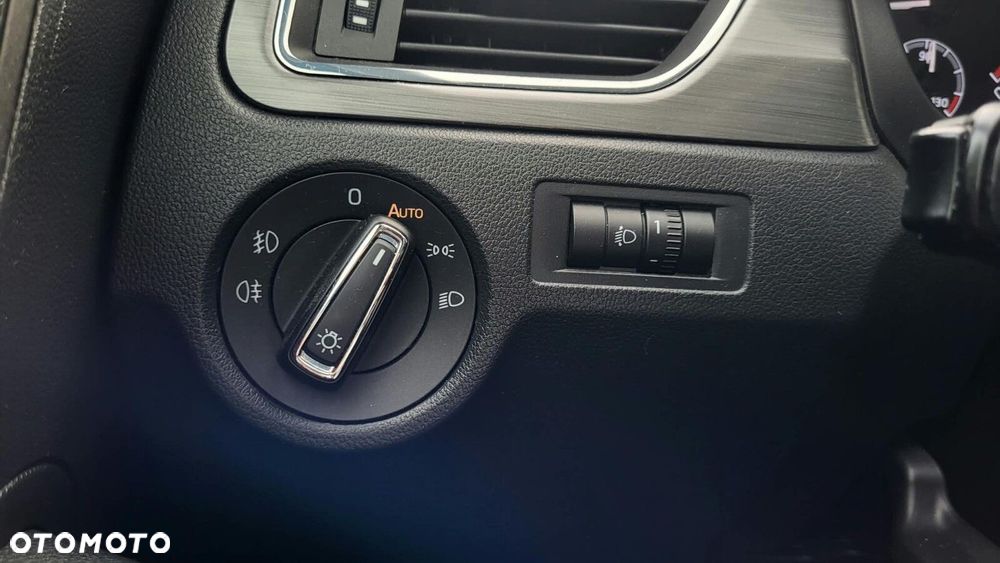 Skoda RAPID - 14