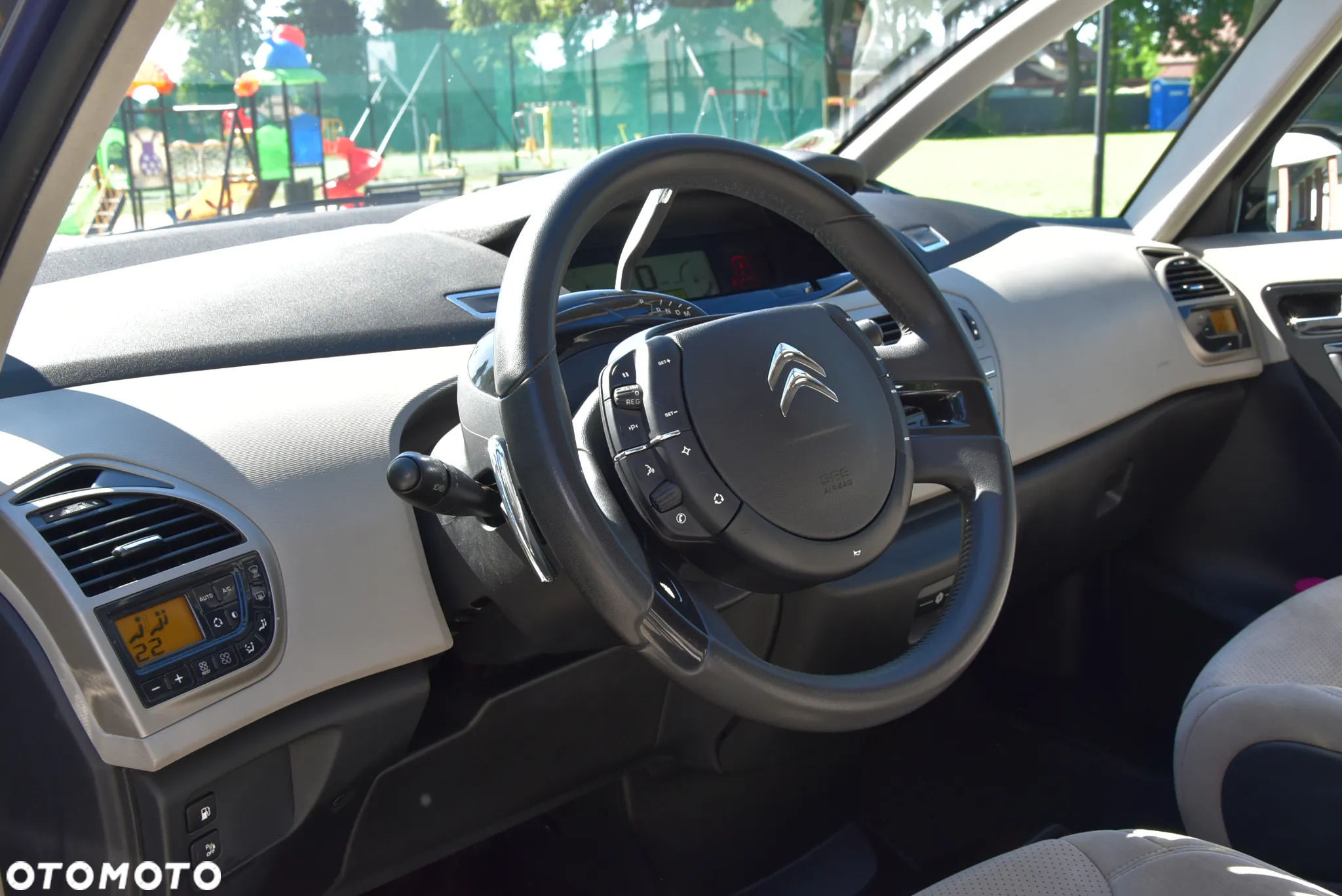 Citroën C4 Picasso 2.0 HDi Exclusive - 17