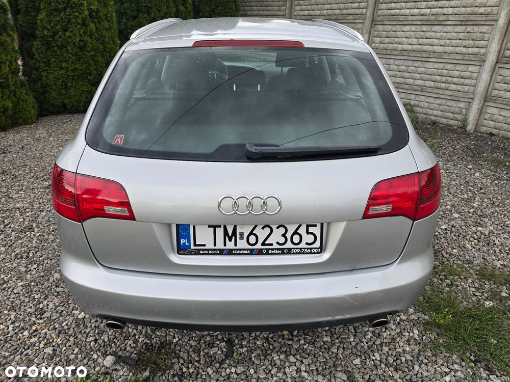Audi A6 Avant 2.4 - 7