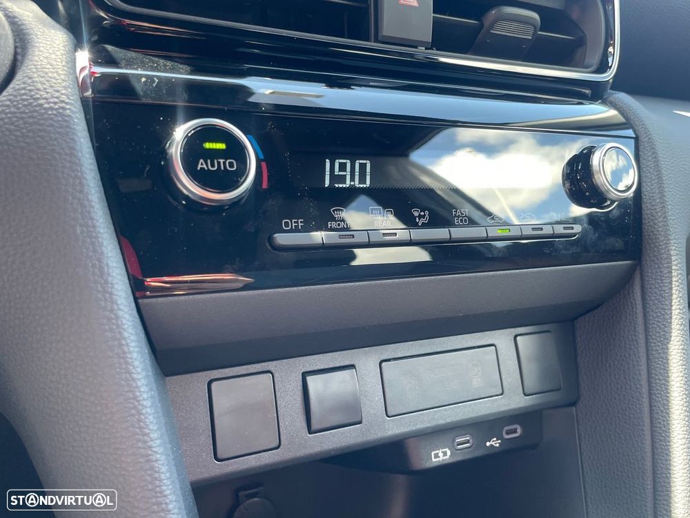 Toyota Yaris Cross 1.5 Hybrid Exclusive - 28