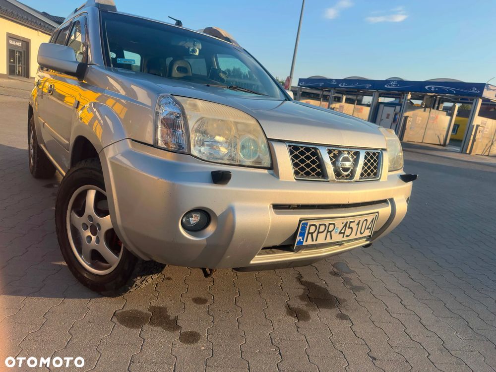 Nissan X-Trail 2.2 dCi 4x4 Columbia - 11