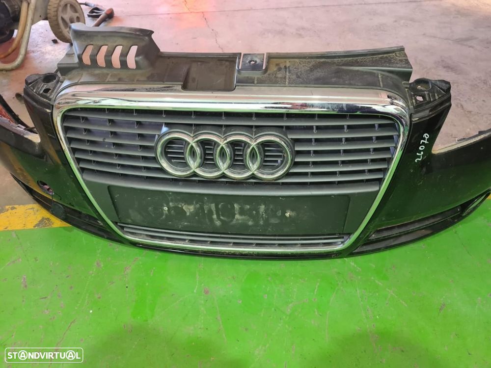 PÁRA-CHOQUES DIANTEIRO AUDI A4 BERLINA 8E - 1