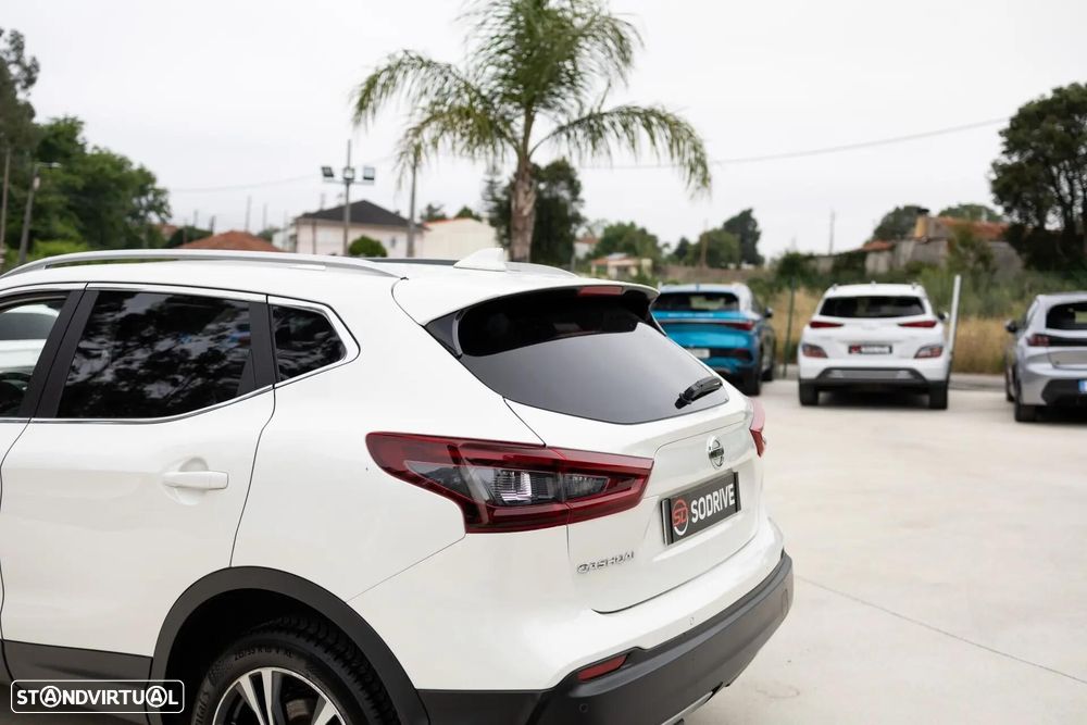 Nissan Qashqai 1.5 dCi N-Connecta DCT - 12