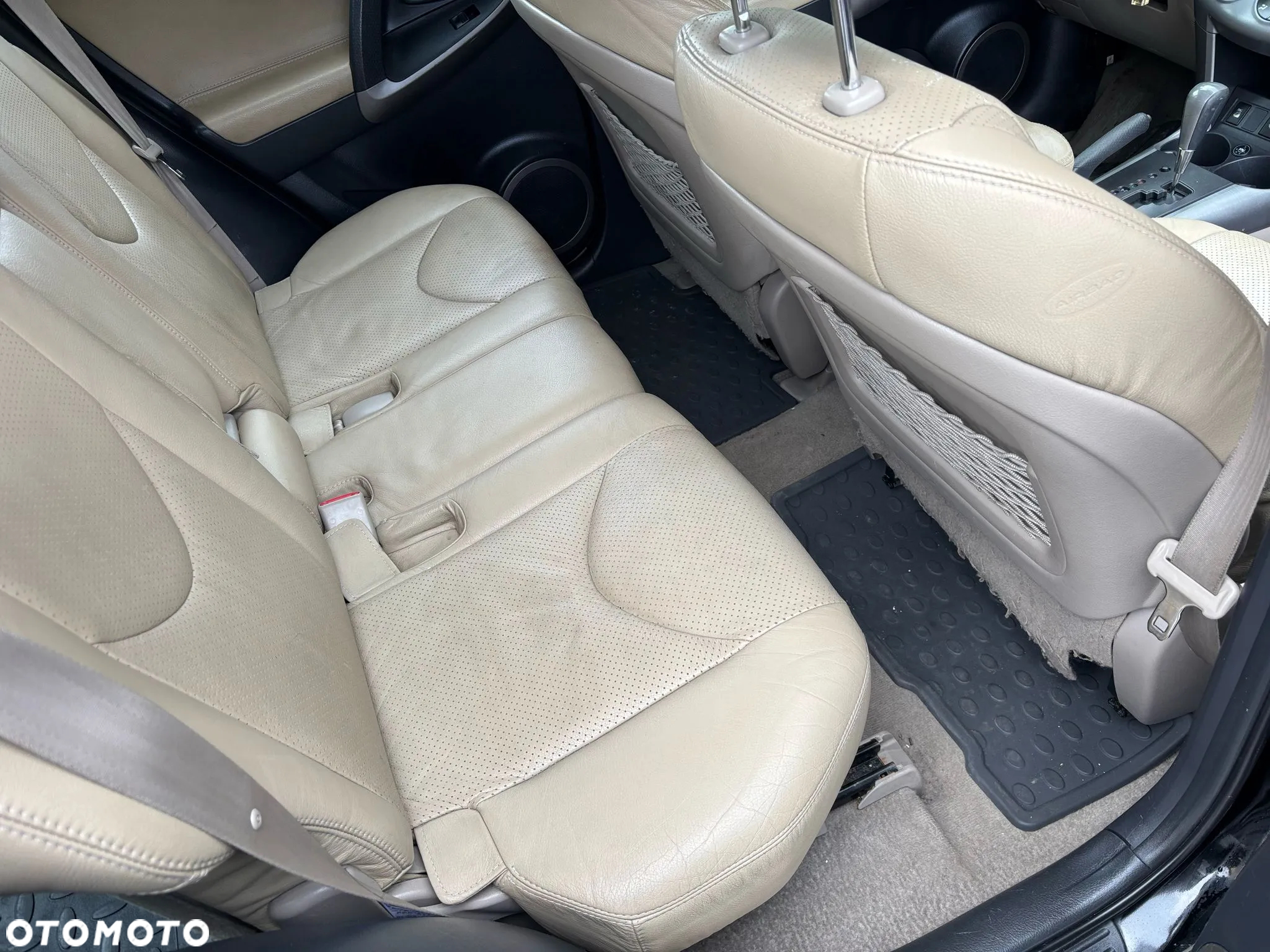 Toyota RAV4 2.0 VVT-i Prestige - 8