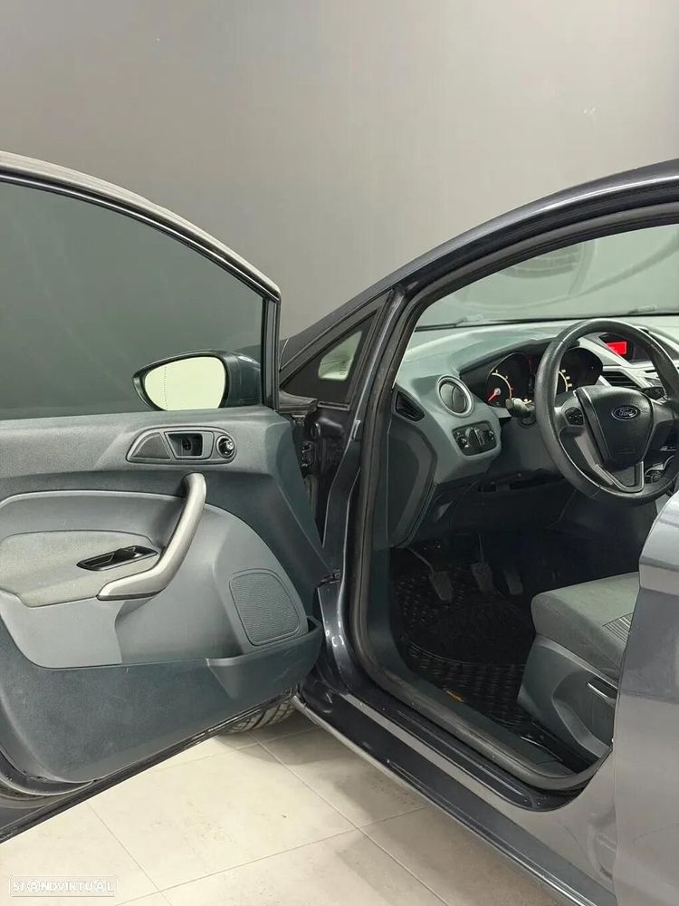Ford Fiesta 1.25 Trend - 10