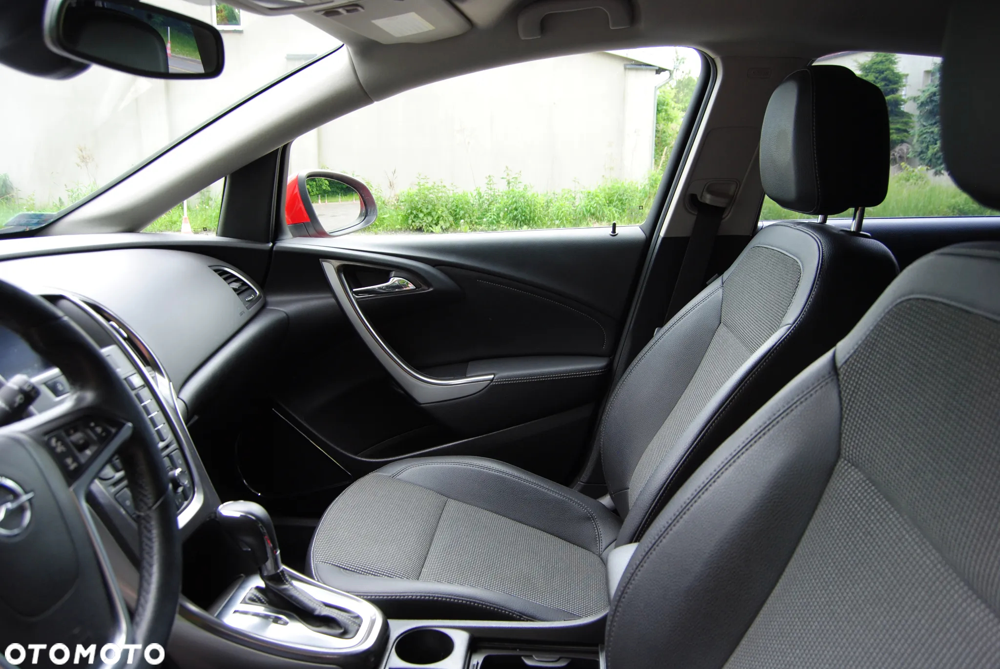 Opel Astra IV 2.0 CDTI Cosmo - 24
