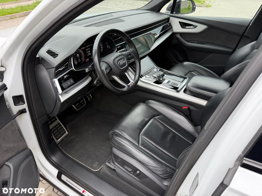 Audi Q7 - 9