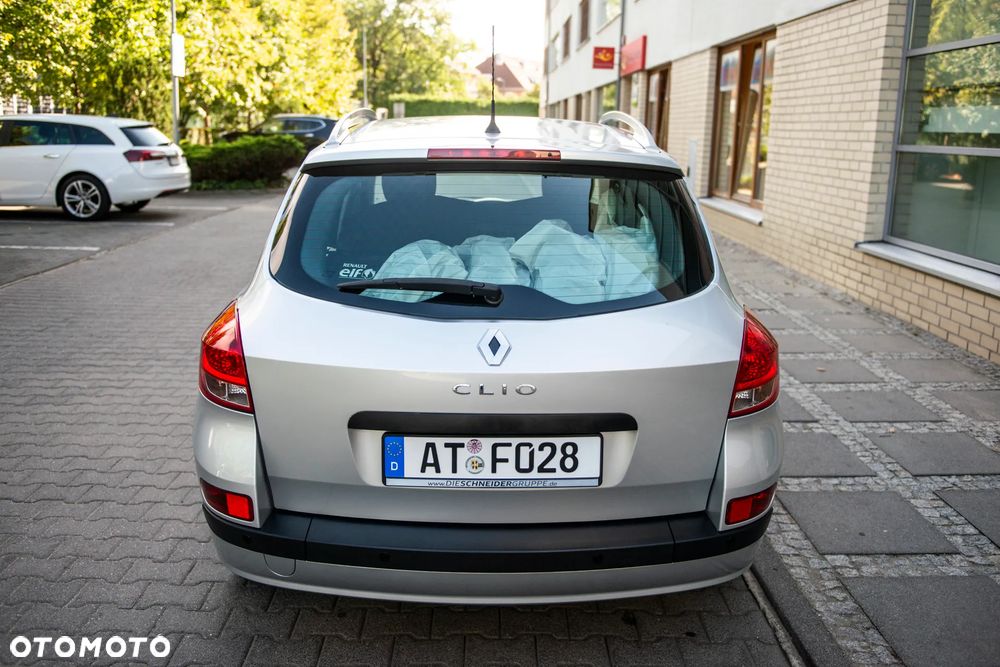 Renault Clio 1.2 16V Dynamique - 10