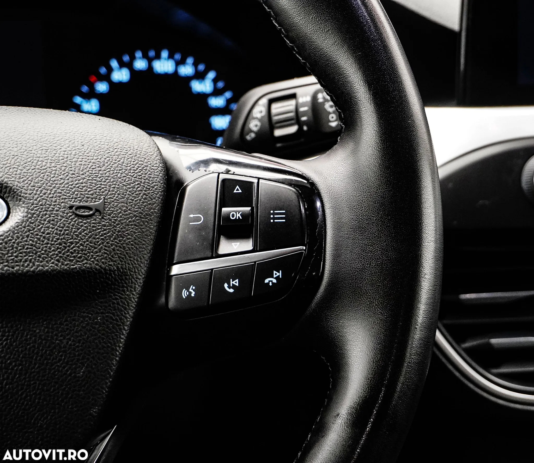Ford Focus 1.0 EcoBoost Trend Edition - 30