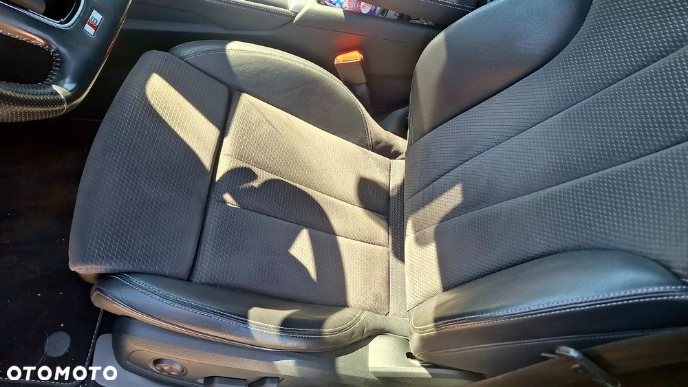Audi A4 Avant 2.0 TDI clean diesel Quattro S tronic - 17