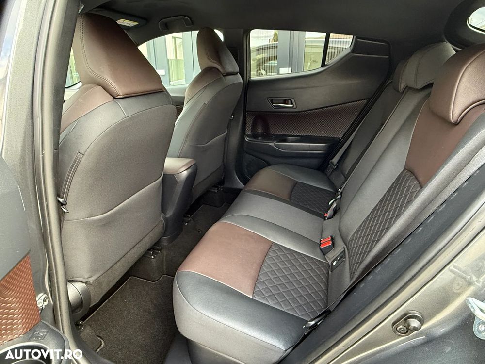 Toyota C-HR 1.8 HSD 4x2 CVT C-lassy - 17