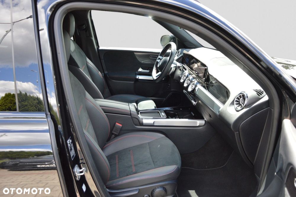 Mercedes-Benz GLB 220 d 4-Matic AMG Line 8G-DCT - 21