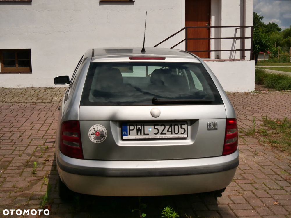 Skoda Fabia 1.4 16V Comfort - 6