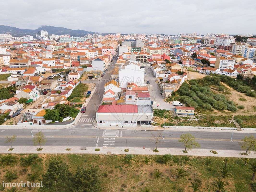 Prédio  para venda - Grande imagem: 2/21