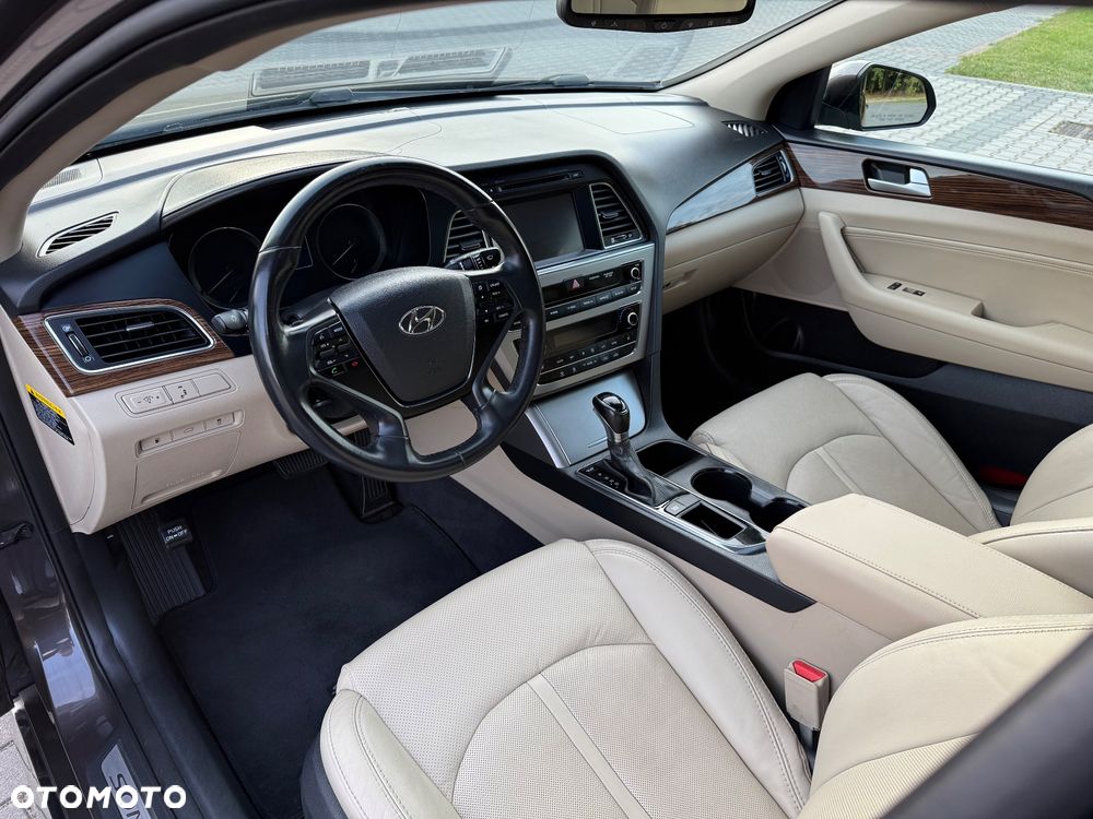 Hyundai Sonata 2.4 SE - 20