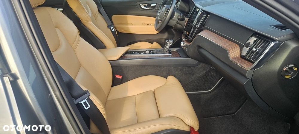 Volvo XC 60 T4 Inscription - 8