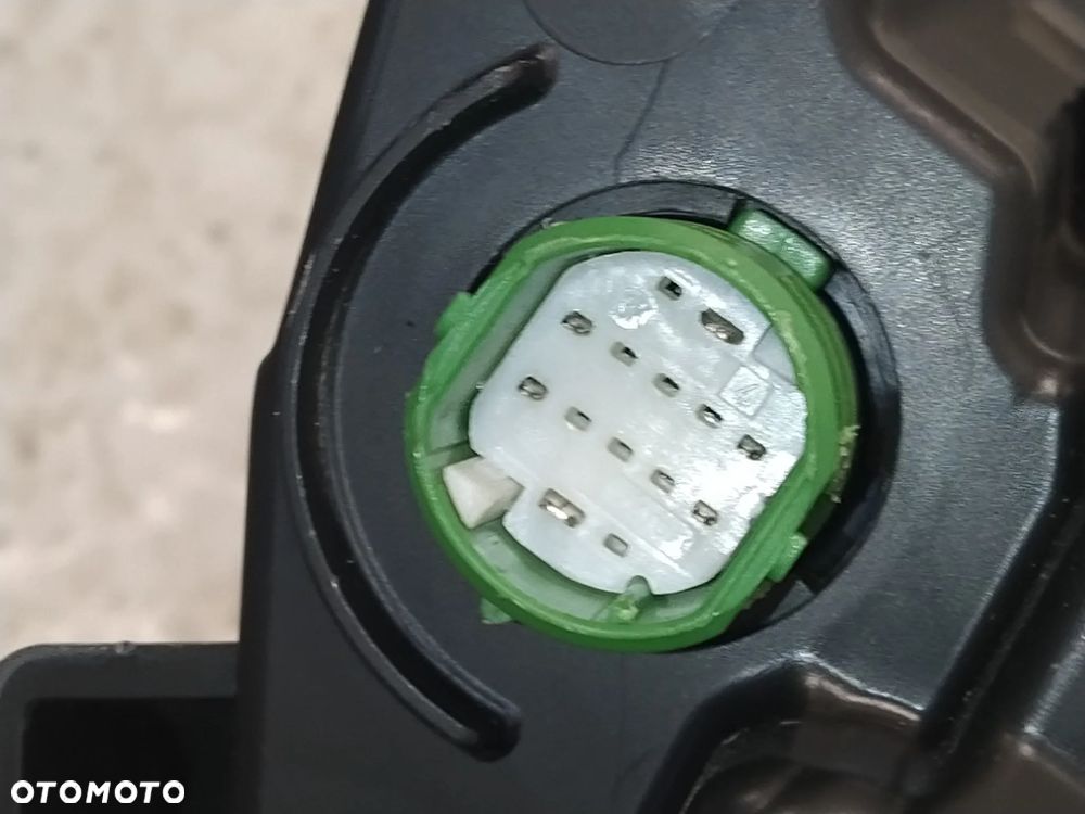 ALFA ROMEO JUNIOR MILANO LAMPA LAMPY REFLEKTOR REFLEKTORY PRZÓD LEWA PRAWA HIGH LED PRZETWORNICE ŚRODEK SZCZOTKOWANA SATYNA NAPIS KOMPLETNE NOWE ORYGINAŁ - 26