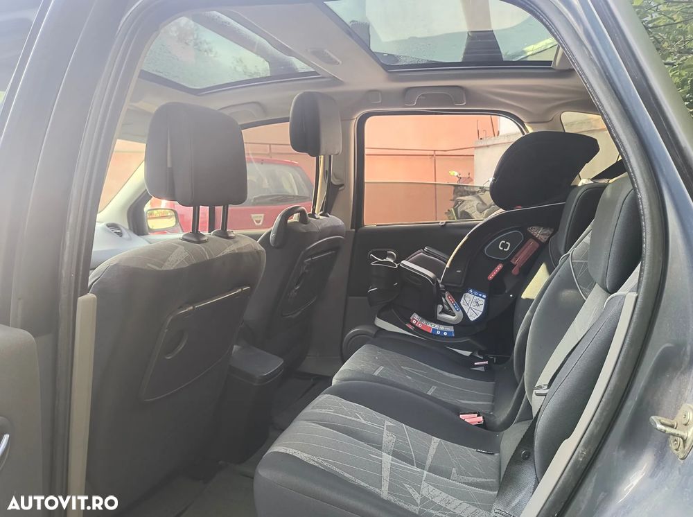 Renault Scenic 1.6 Avantage - 4