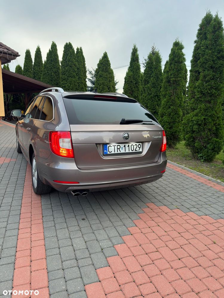 Skoda Superb 2.0 TDI Ambition DSG - 3