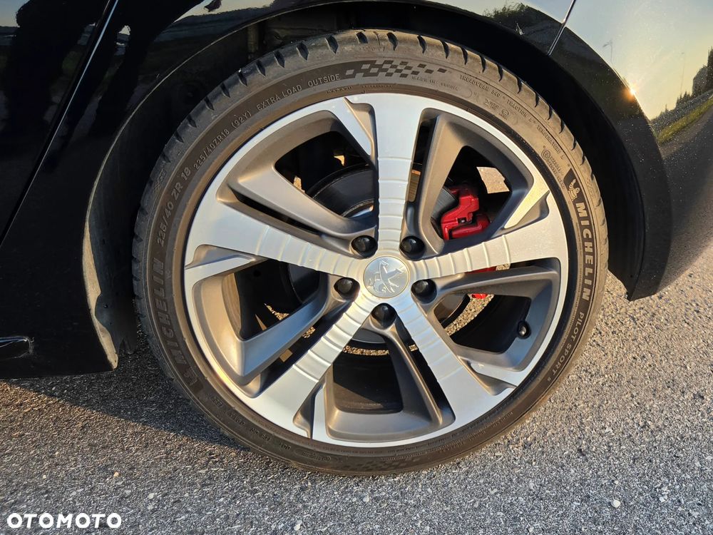 Peugeot 308 1.6 PureTech GPF GT S&S EAT8 - 11