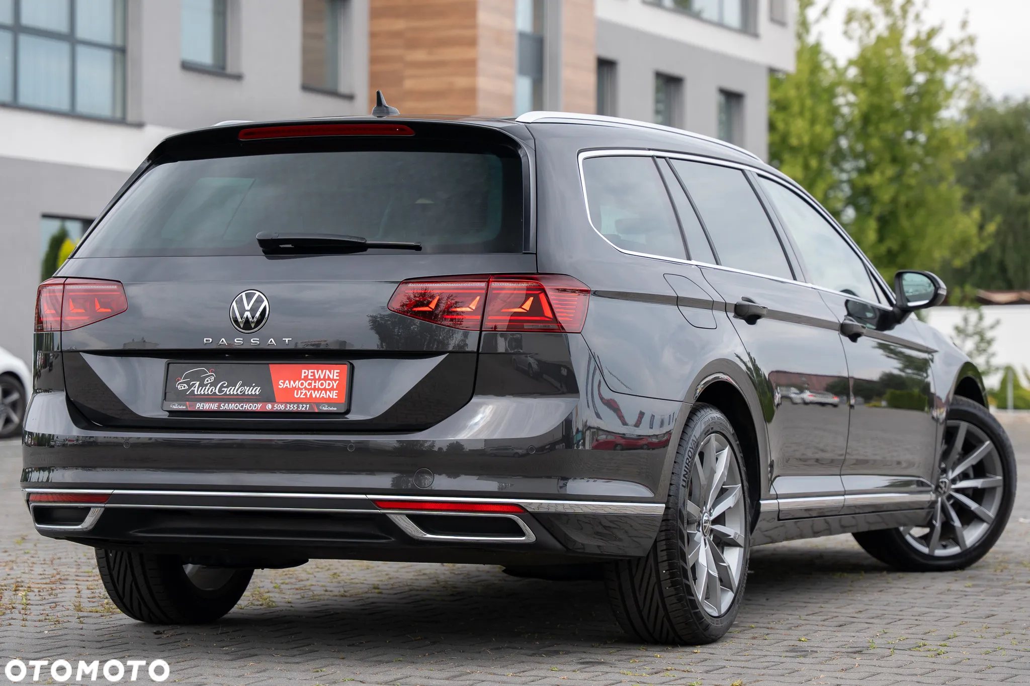 Volkswagen Passat Variant 2.0 TDI SCR BlueMotion Highline - 10