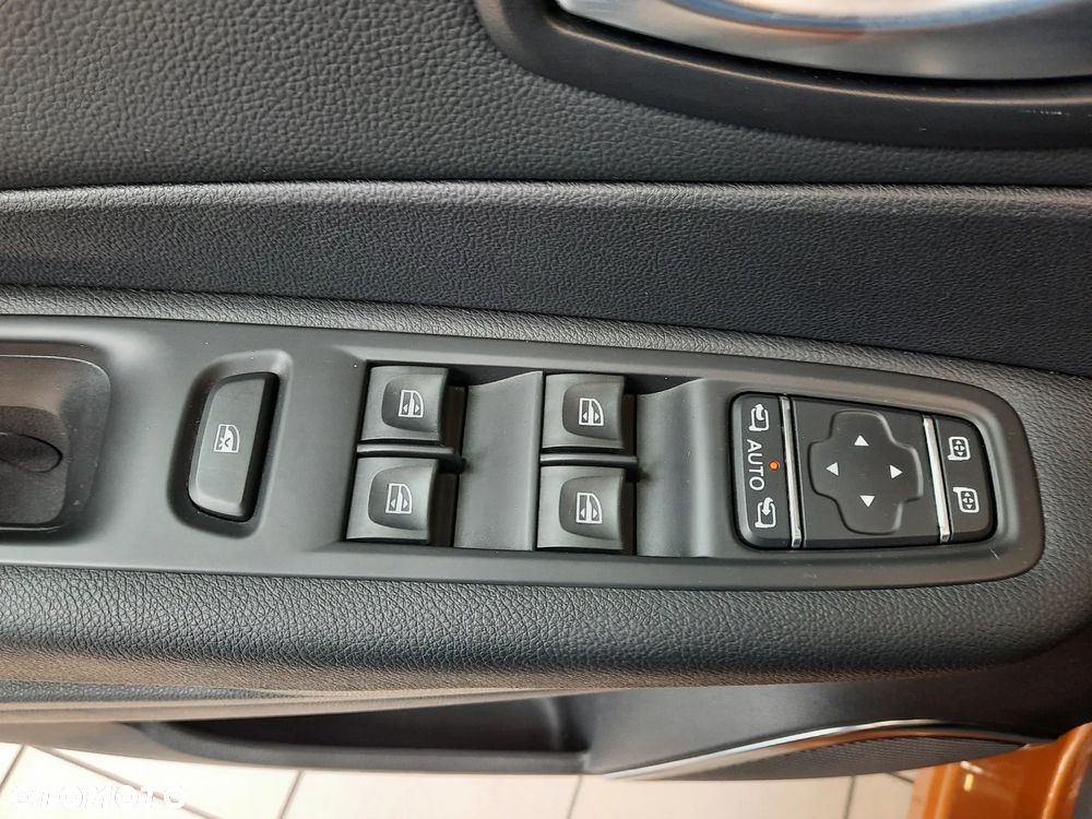 Renault Captur TCe 150 GPF INTENS - 21